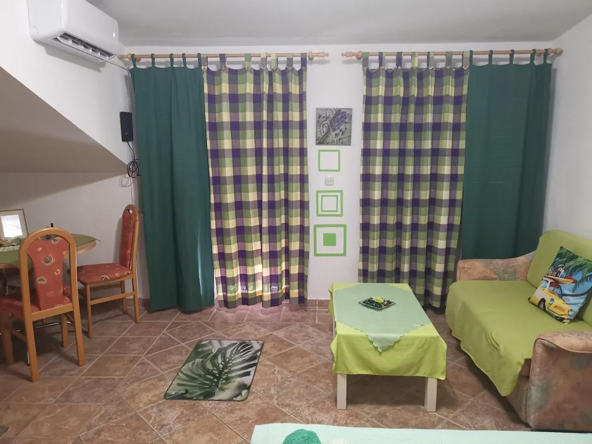 Apartments Meerzeit Pag Town 0*,  Croazia